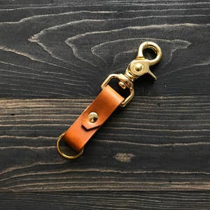 Personalized GOLD Leather KeyChain, Leather Key Holder, Leather Key Chain, Leather Key Organizer