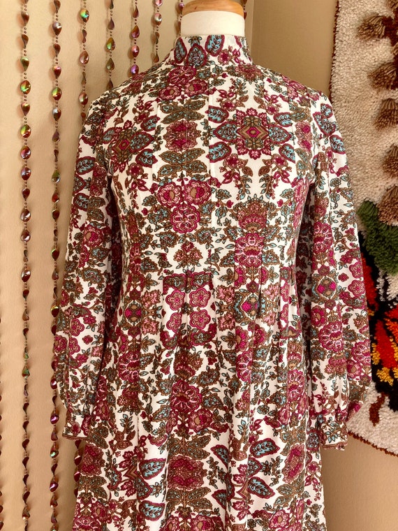 60’s Psychedelic Floral Mod Pattern Maxi Long Sleeve Dress main image 0