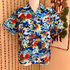 1970s Men’s Blue Tropical Hawaiian Short Sleeve Shirt, Chest 50in