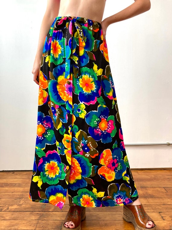 1970s Neon Floral Button Up Maxi Skirt - image 8