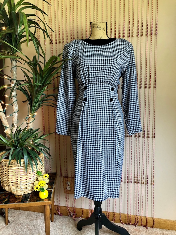 1990s Houndstooth Black & White Wiggle Dress With