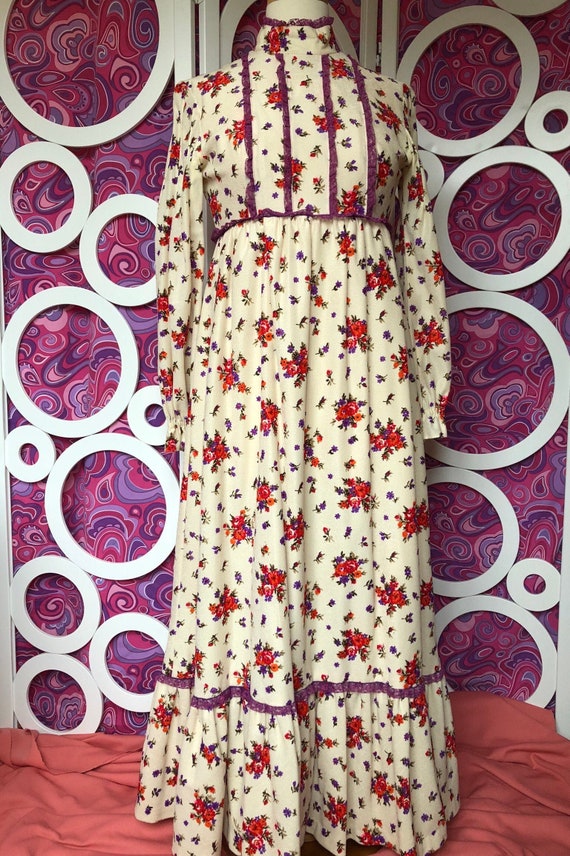 1970s Floral Maxi Dress Boho Bohemian Hippie Gunne