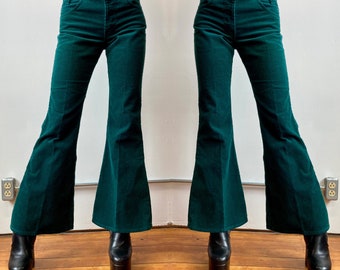 1970s Levi's Hunter Green Corduroy Bell Bottoms, Waist 28in