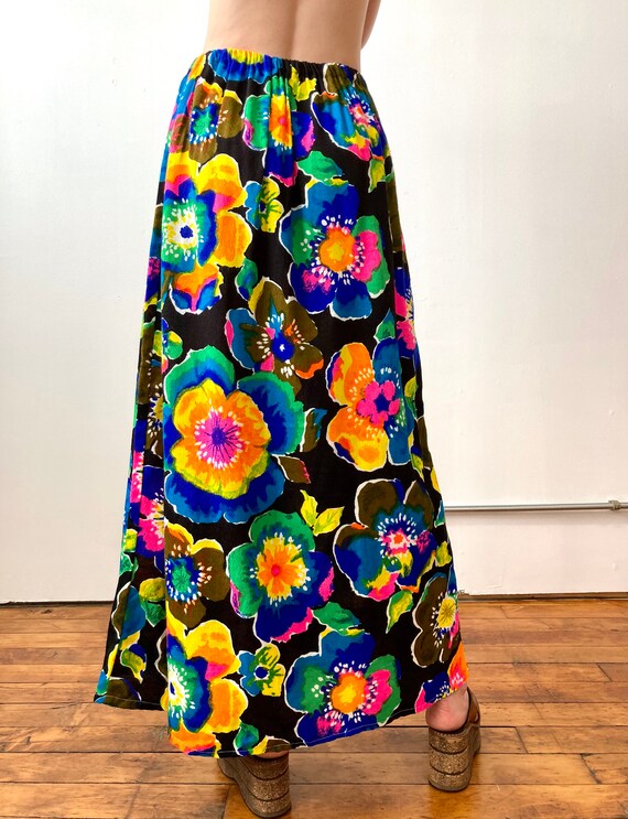 1970s Neon Floral Button Up Maxi Skirt - image 5