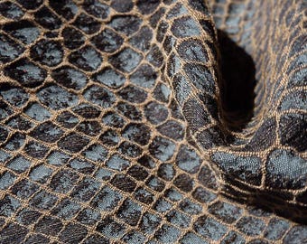 DDP | Vintage Niche Mottled Snake-Print Brown Mesh 3D Embossed Textured Jacquard Fabric,Suitable For Clothing,Journaling,Handcrafts,Clothes