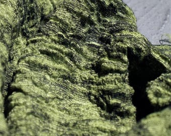 DDP | Moss-Patterned 3D Pleated Moss-Textured Vintage Natural Green Stretchy Drapey Fabric,Suitable For Clothing,Journaling,Handcrafts,Bags