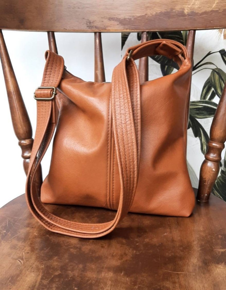Tan Genuine Leather Handbag hobo style, crossbody or shoulder slouch bag image 5