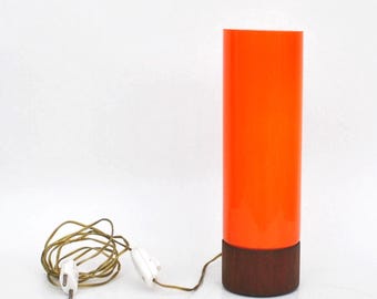 Lampada da tavolo danese in vetro arancione, base in legno, stile retrò anni '60-'80