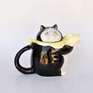 Vintage black cat with fish teapot gift teapot carved kitty shaped ceramic collectors teapot teapot small teapot silhouette white teapot