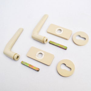 white door handle vintage knobs plastic house ware Italian design handles for doors 90s design 80s retro style holds and knobs memphis decor