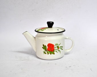 théière blanche en émail rétro style rustique bouilloire vintage soviétique floral antique cafetière tea party imprimé floral coquelicots rouges