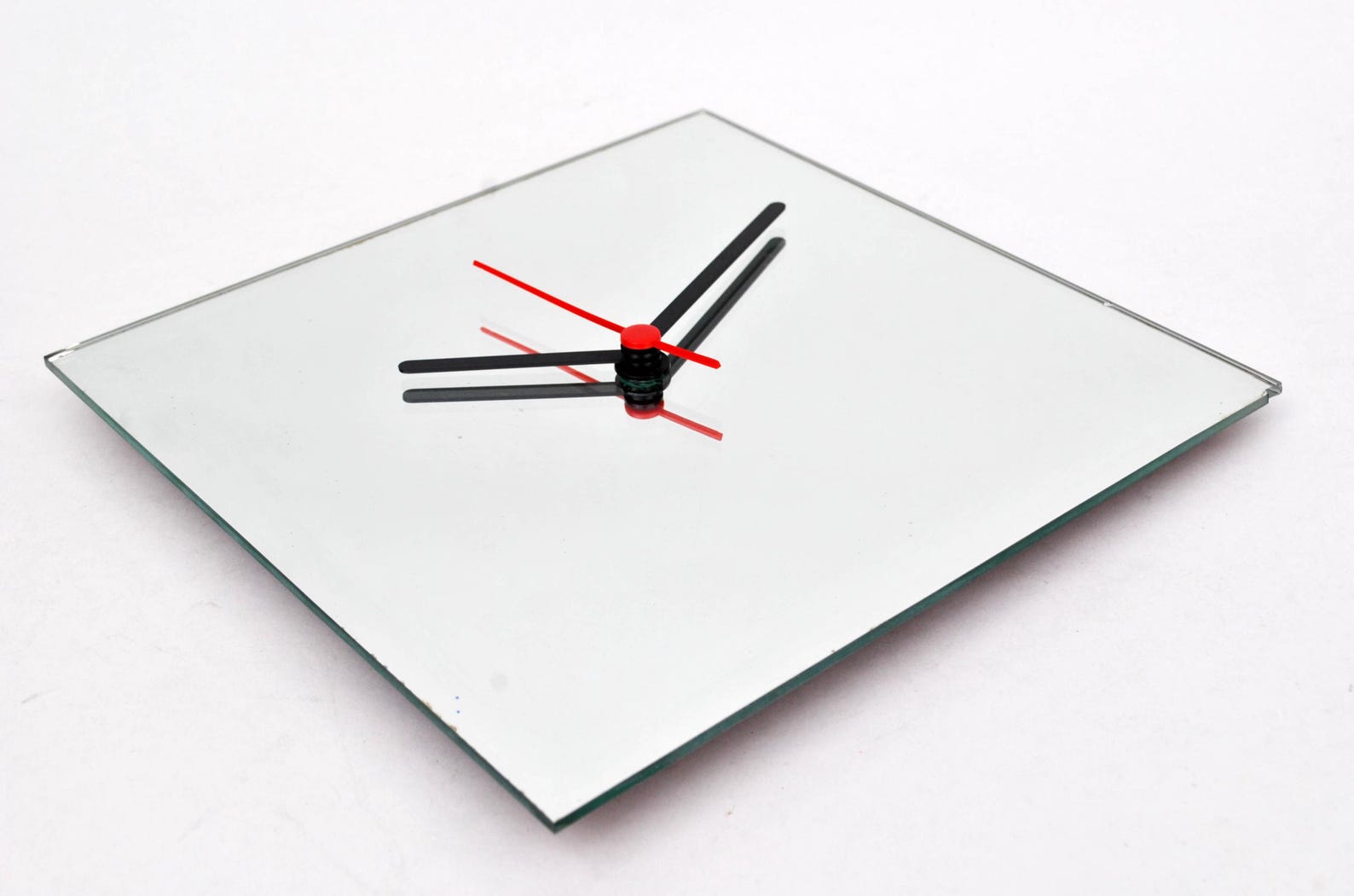 Mirrored Square Wall Clock – Minimalist Bauhaus Style, 8.6 Inch - Etsy