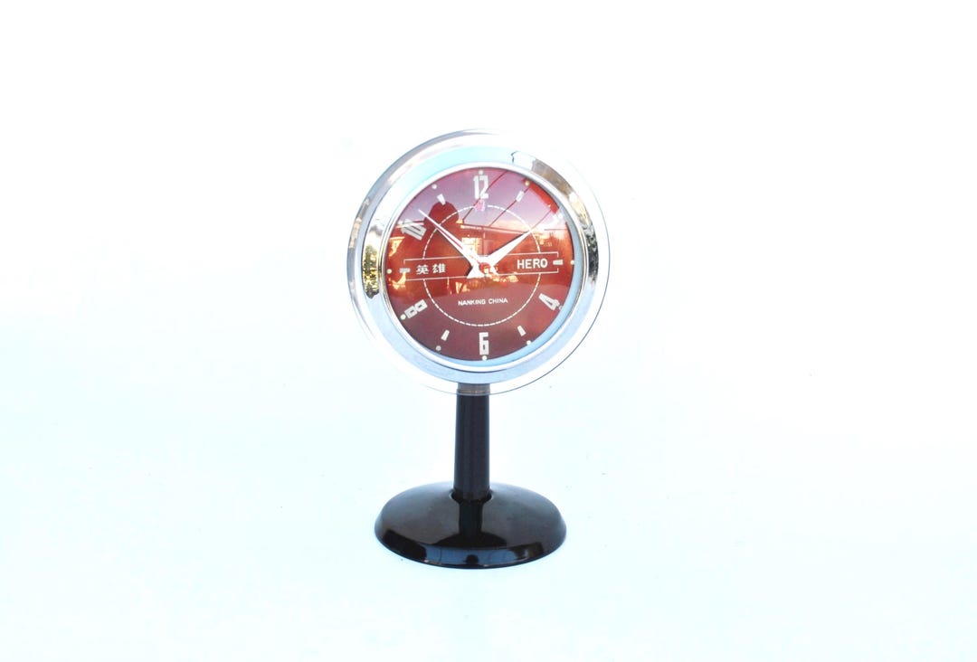 Vintage Red Dial Desk Clock • Mid-century Modern Table Decor - Etsy Canada