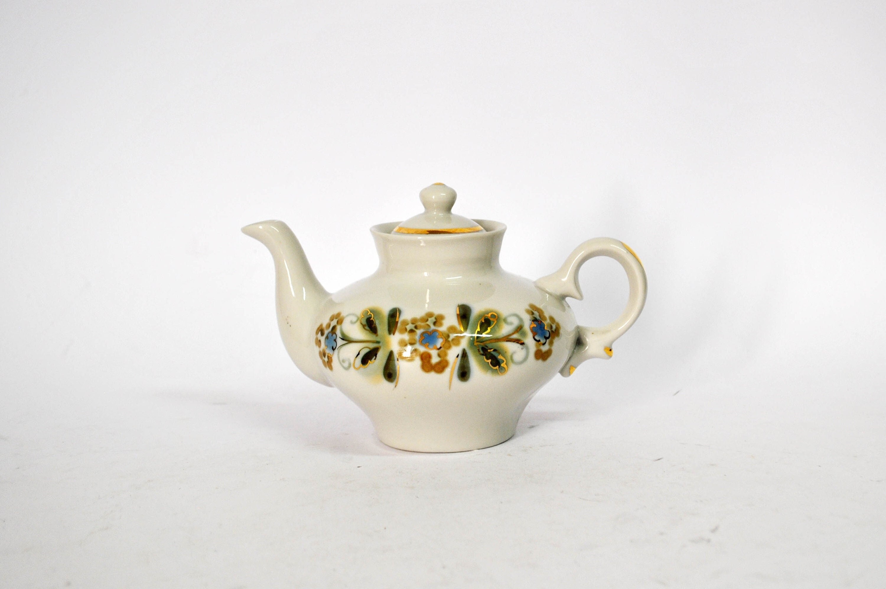 Retro Single Teapot Funky Design Gold Teapot Small Sized Pot Tiny Tea ...