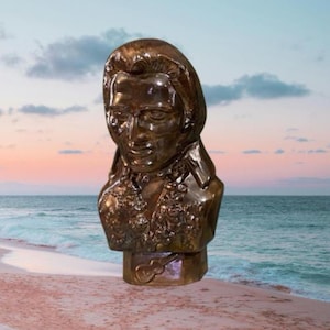 Vintage Elvis Presley Hobbyist Ceramic Bust Hawaiian, The King Statue, Sunrise Mold Later 70s, Glazed in 80s