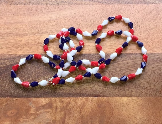 Vintage 70s Red White And Blue Faceted Bead Neckl… - image 2