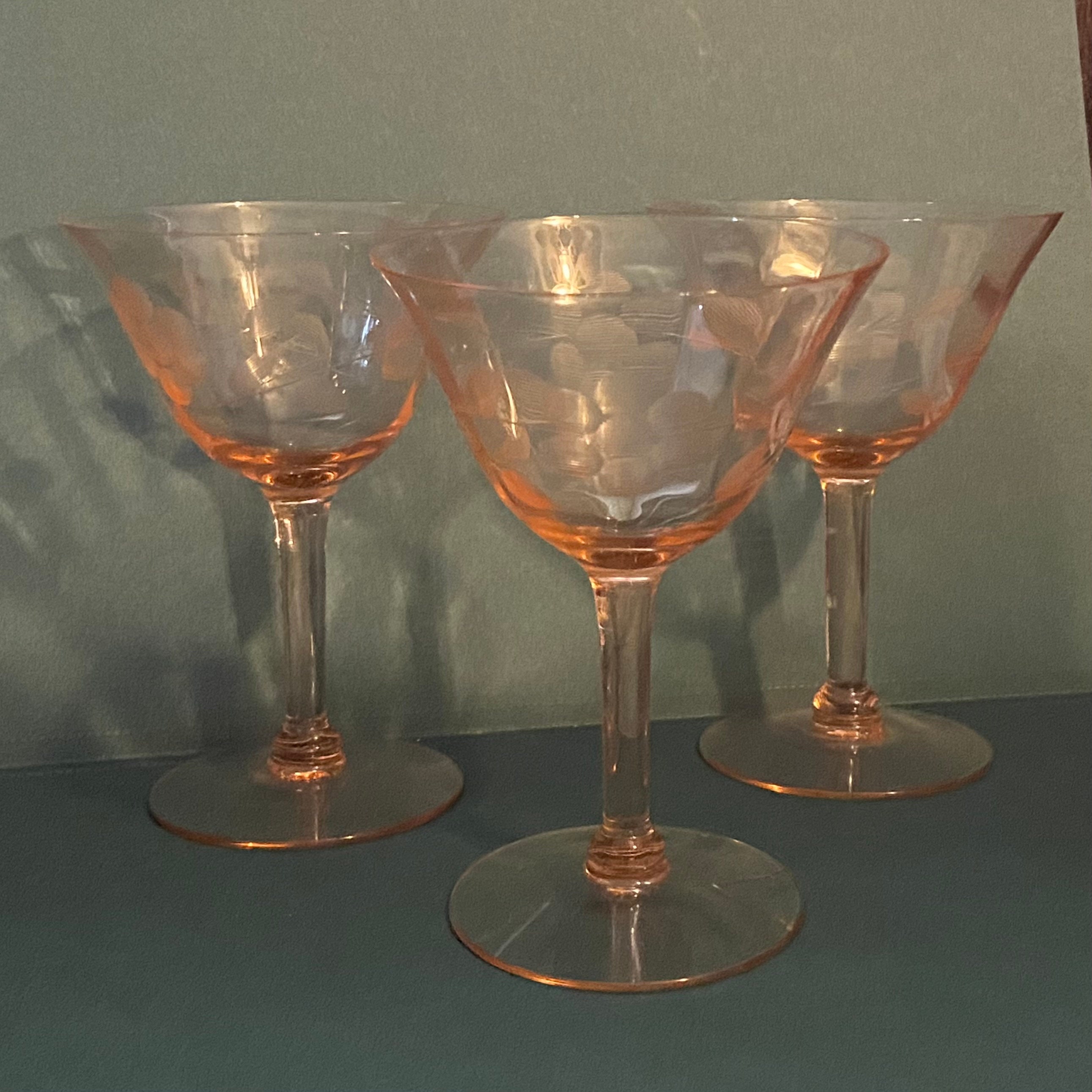 GOODS — Vintage Pink Stemmed Wine Glass