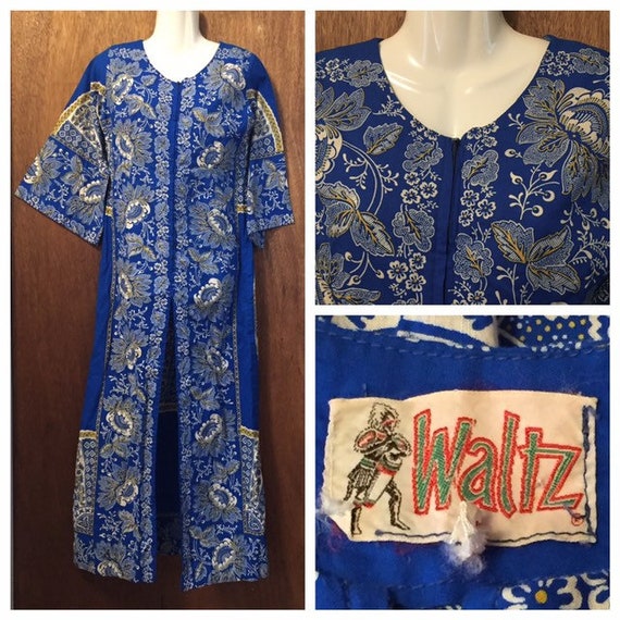 Vintage 60s Waltz Beach or Pool Coverup Robe Kafta