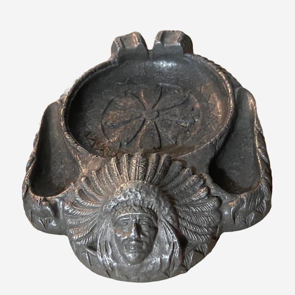 Antique Pewter Native American Pipe Holder Cigar Ashtray 8.75” x 6.5” Very Rare in Metal Tobaccona Tobacco Shop