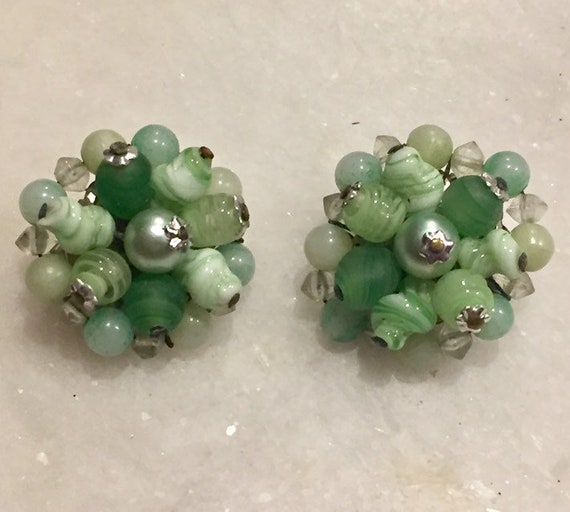 Vintage 50s Art Glass Bead Cluster Earrings Clip … - image 2