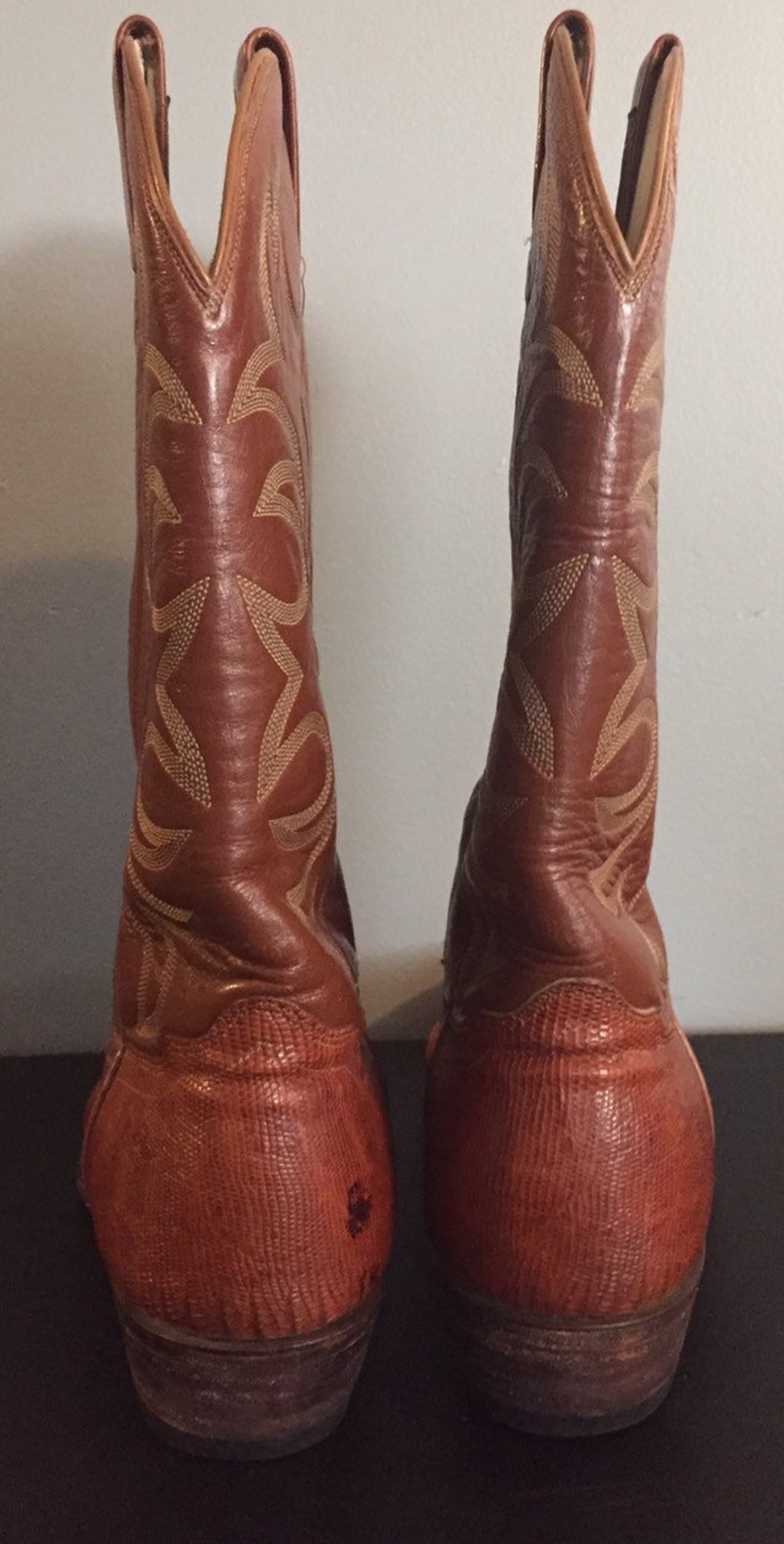 red lizard boots