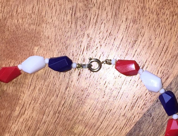 Vintage 70s Red White And Blue Faceted Bead Neckl… - image 3