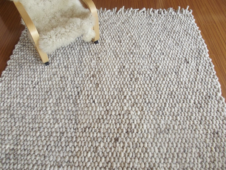 Rich Textured Wool Rug Soft Handmade Area Rug Custom Size Options Scandinavian Living Room and Bedroom Decor Minimalist Hygge zdjęcie 1