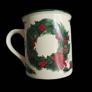 Potpourri press 1989 collectable christmas wreath mug for  Christmas holiday ceramic Christmas mug