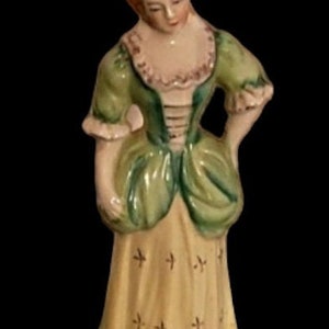 Victorian porcelain lady figureine made in occupied Japan circa late 40s