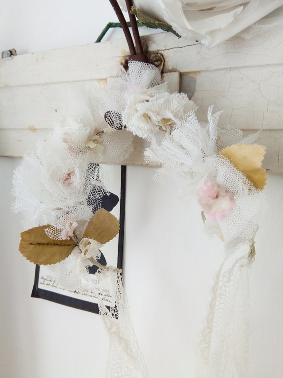 Lovely antique bridal hair wreath, flower wreath,… - image 1