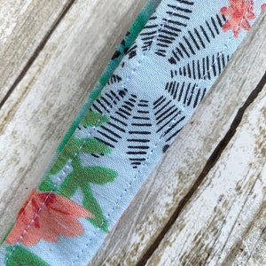 Floral Wristlet Keychain | Key Fob Wristlet | Fabric Keychain | Wrist Lanyard