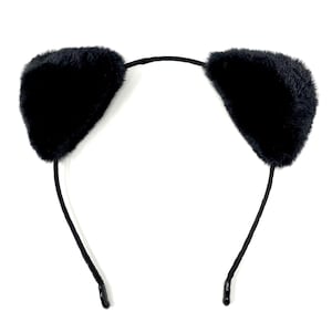 ふわふわの黒い猫耳がハロウィンの仮装アクセサリー（午後2時までに即日発送）