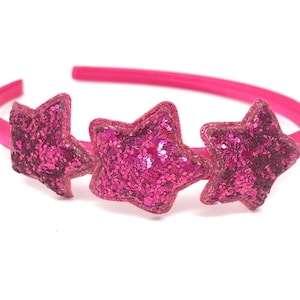 Fuchsiaroze satijnen haarband hoofdband Alice band met roze fonkelende glittersterren