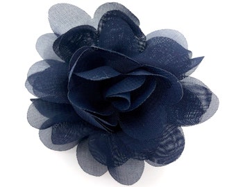 Pinza para el cabello con forma de flor de gasa azul marino