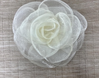 Pinza para el cabello con flor de marfil para dama de honor y niña de las flores