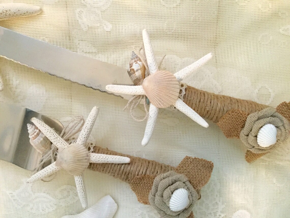 Seashell Beach Wedding Cake Knife & Server. Beach Wedding