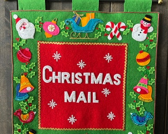 Completed Vintage Bucilla Felt and Sequin Christmas Card Holder