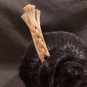 Haarvork gewei: Boho Woodland-haaraccessoire voor bruiloften