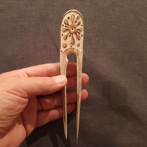 Celtic Hair Stick/ Carved Deer Antler Hair Fork Comb/ Viking Fantasy Celtic Hair Stick/ Carved Deer Antler Hair Fork Comb/ Viking Fantasy