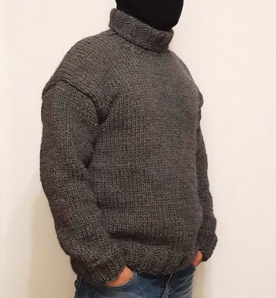 100 wool pullover