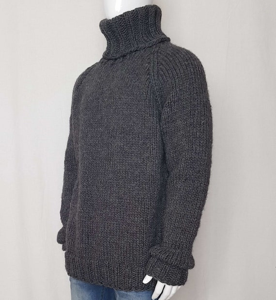 100 wool jumper mens