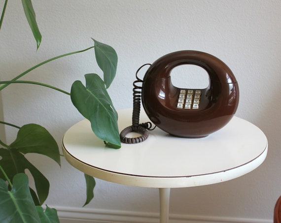 Fabulous Vintage Chocolate Donut Brown Sculptura Touch Tone Telephone
