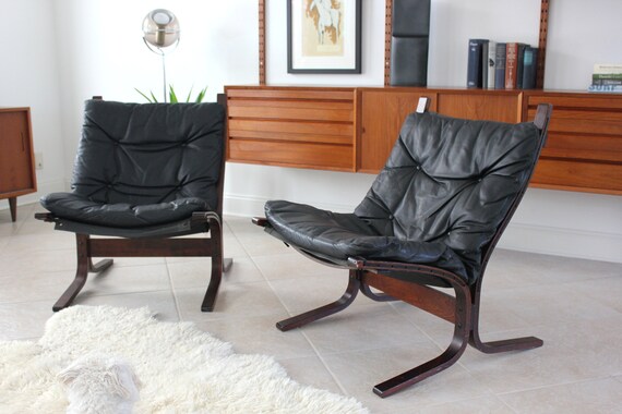 Pair Mid Century Modern Westnofa Leather Siesta Chairs by Ingmar Relling