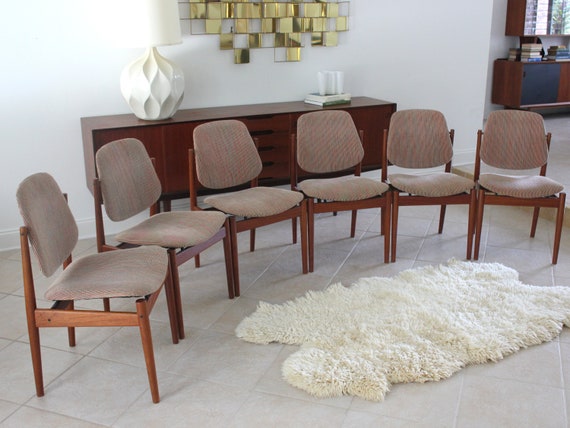 Set of Six Danish Teak Dining Chairs by Arne Vodder Model 203