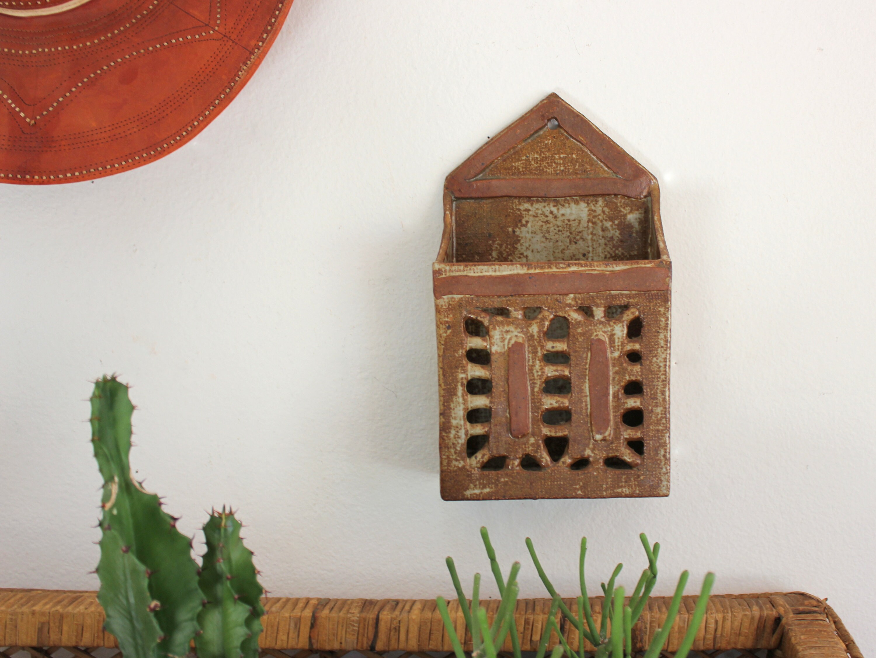 Vintage Handthrown Pottery Mail Holder Letter Catchall