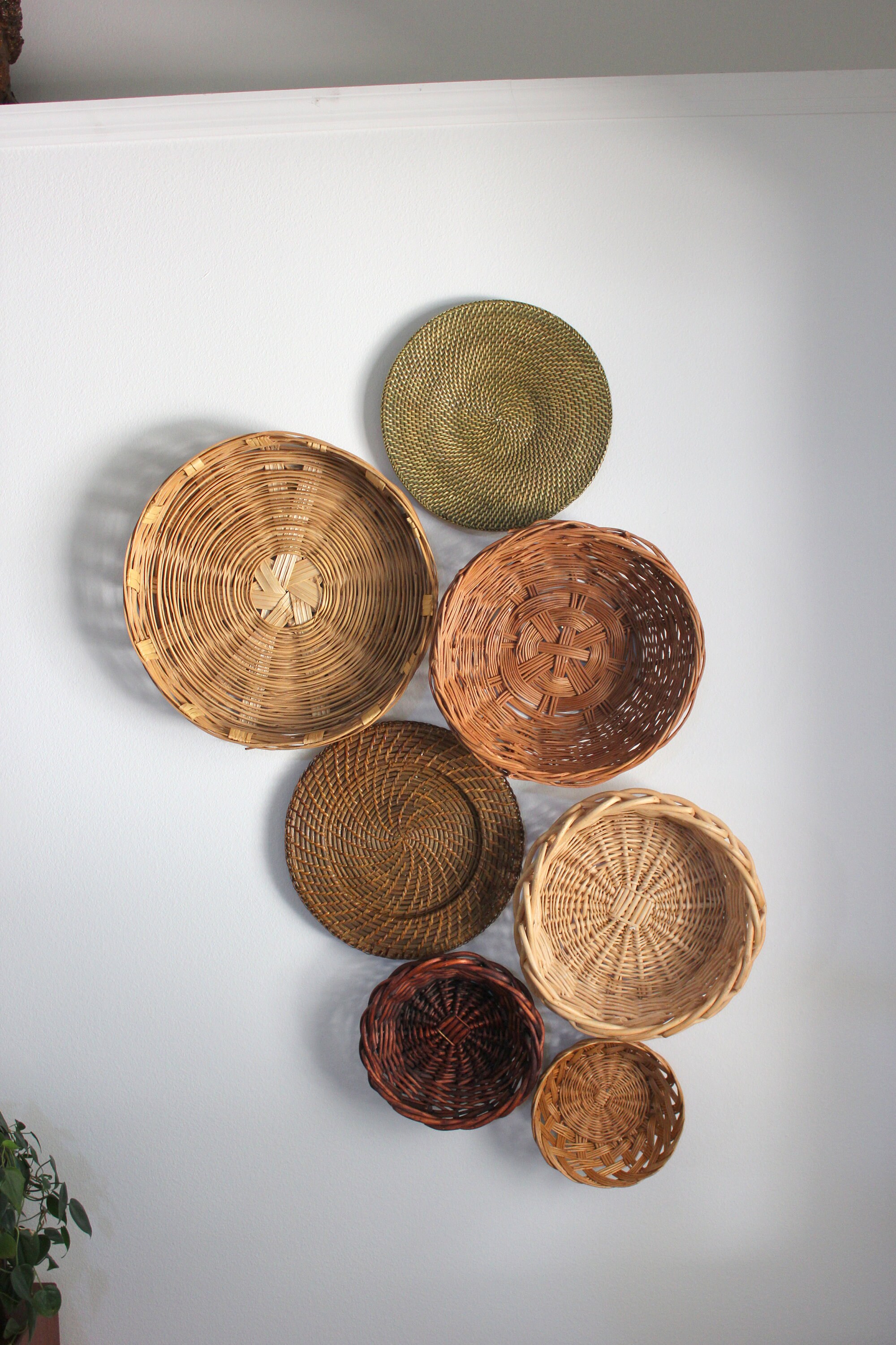 Beautiful Bohemian Basket Grouping Set of 7 Rattan Woven Wall Art