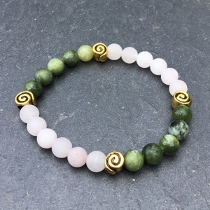 Bracelet quartz rose Bracelet en marbre du Connemara, pierres précieuses mates givrées. Bracelet irlandais. Bijoux irlandais la Saint-Patrick. Cadeau fête des mères.