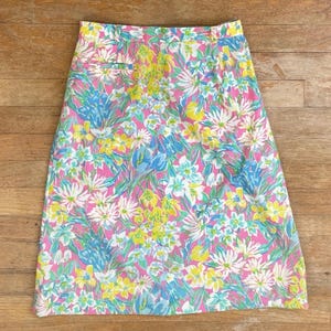 1970s Floral Cotton Skirt: High Waist Preppy Style, 26&quot; Waist