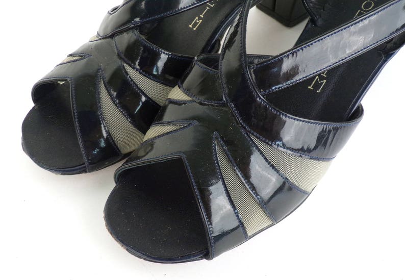 Vintage Faux Patent Leather Sandals 80s Black Florsheim Chunky Heel Shoes Size 8M Peep Toe Shoes Slingback Women/'s Wide Heel Sandals