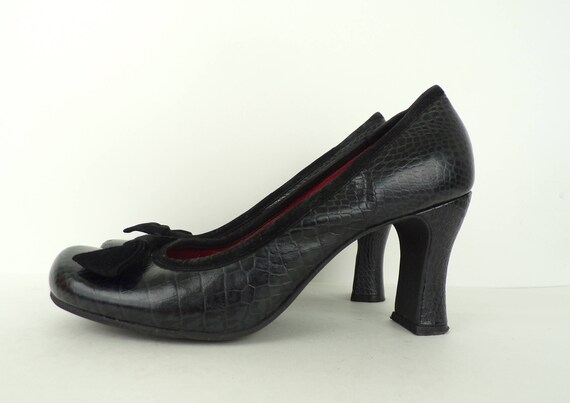 black croc pumps